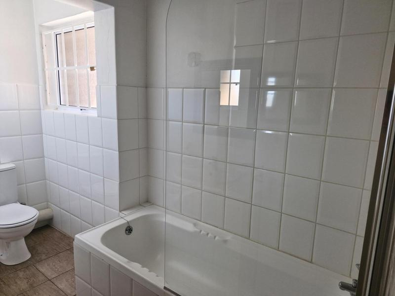 2 Bedroom Property for Sale in Glenwood Western Cape